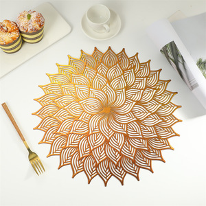 Tapis de table de style occidental en PVC imperméable anti-dérapant anti-poussière isolation domestique avec décoration simple - Product Image 4