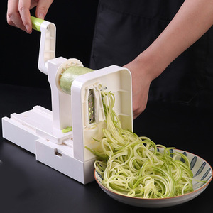 Râpe à <span class=keywords><strong>légumes</strong></span> manuelle <span class=keywords><strong>Spiraliseur</strong></span> <span class=keywords><strong>de</strong></span> <span class=keywords><strong>légumes</strong></span> avec 4 têtes - Product Image 4