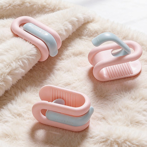 Quilt Fastener Rectangle Hook Type Flexible Bedding Clip For Home Use - Product Image 1