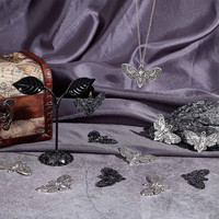 Papillon de nuit gothique Halloween crâne squelette tête breloques insecte volant breloque pour la fabrication de bijoux collier boucles d'oreilles bricolage artisanat fournitures