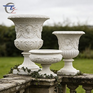 Urne Romaine Sculptée Vintage en GFRC, Pot de Fleurs Européen Grand Format Personnalisable en Couleur et Texture pour Manoir, Zone Scénique, Jardin Botanique - Product Image 3
