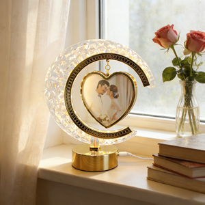 Lampe de table LED en forme de croissant de lune avec texture cristalline 3D, cadre photo en forme de cœur <span class=keywords><strong>suspendu</strong></span>, image personnalisée pour la décoration de la maison - Product Image 5