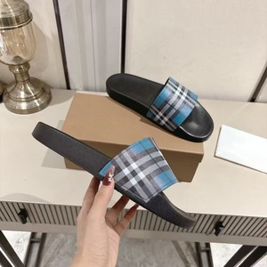 High-quality Men's and Women's <b>Flip</b>-<b>Flops</b> Shoes with Anti-slip Properties Trendy Men's and Women's Outdoor Casual Walking Shoes - Product Image 1