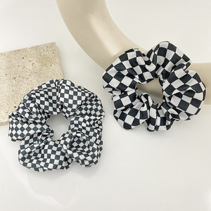 Nouvelle mode Ins cheveux accessoires pour femmes damier noir blanc Plaid gros intestin anneau tête corde boule bandeaux - Product Image 5