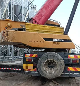 Grue sur camion Sany STC250H de 25 tonnes d'occasion, année 2017, cinquième génération, pré-conduite, flèche à 5 sections, équipée d'une boîte de vitesses, d'une pompe et d'un moteur - Product Image 4