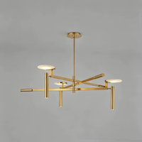 Luminaire suspendu géométrique à cadre croisé, lustre en laiton antique et albâtre, luminaire de plafond haut de gamme pour la décoration intérieure