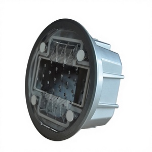Tachuelas Reflectantes Solares <span class=keywords><strong>de</strong></span> Seguridad Vial <span class=keywords><strong>de</strong></span> Plástico Blanco y Acero, Pantalla LED Prismática <span class=keywords><strong>de</strong></span> Alta Intensidad con Clasificación IP68 - Product Image 6