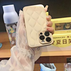 <span class=keywords><strong>Beige</strong></span> Mode Femme Couverture de Téléphone Couture Ondulé En Cuir TPU Téléphone étui pour <span class=keywords><strong>iphone</strong></span> 16 15 pro 11 <span class=keywords><strong>12</strong></span> 13 14 - Product Image 5