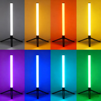 Lampadaire d'Angle LED RGBIC Changeant de Couleur avec Application et Télécommande pour Ambiance Salon et Maison