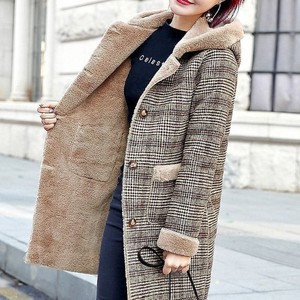 <span class=keywords><strong>Manteau</strong></span> long à <span class=keywords><strong>capuche</strong></span> rembourré en polaire réversible à carreaux pour femmes, style d'hiver épais et tendance - Product Image 5