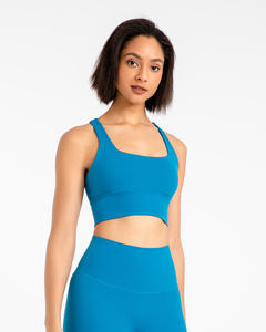 Nuevo Sujetador de yoga Fitness Active Wear Logotipo personalizable Diseño de cuello cuadrado Sujetador de yoga con tiras cruzadas en la espalda - Product Image 2