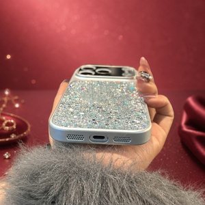 เคสโทรศัพท์มือถือแบบมีกลิตเตอร์ วัสดุ PC สำหรับผู้หญิง ป้องกันการกระแทก พร้อมสายคล้อง สำหรับ iPhone - Product Image 6