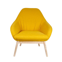Fauteuil moderne en mousse haute densité pour hôtel bureau salon avec pieds en bois mobilier commercial chaise modulaire de loisirs