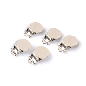 Nouveau métal rond sucette jarretelle Clips bébé porte-sucette artisanat avec <span class=keywords><strong>insert</strong></span> en plastique bricolage sucette chaîne Clip - Product Image 2