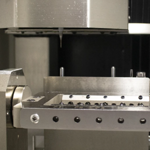 Macchina dentaria in vetro per laboratori/cliniche per laboratori odontoiatrici per camme a 4 assi - Product Image 3