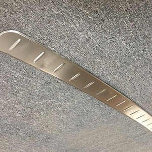 Garniture <span class=keywords><strong>de</strong></span> <span class=keywords><strong>seuil</strong></span> <span class=keywords><strong>de</strong></span> porte et <span class=keywords><strong>de</strong></span> <span class=keywords><strong>coffre</strong></span> en acier inoxydable pour 2018 pour Toyota pour Camry Kit d'accessoires <span class=keywords><strong>de</strong></span> voiture intérieurs et extérieurs - Product Image 4
