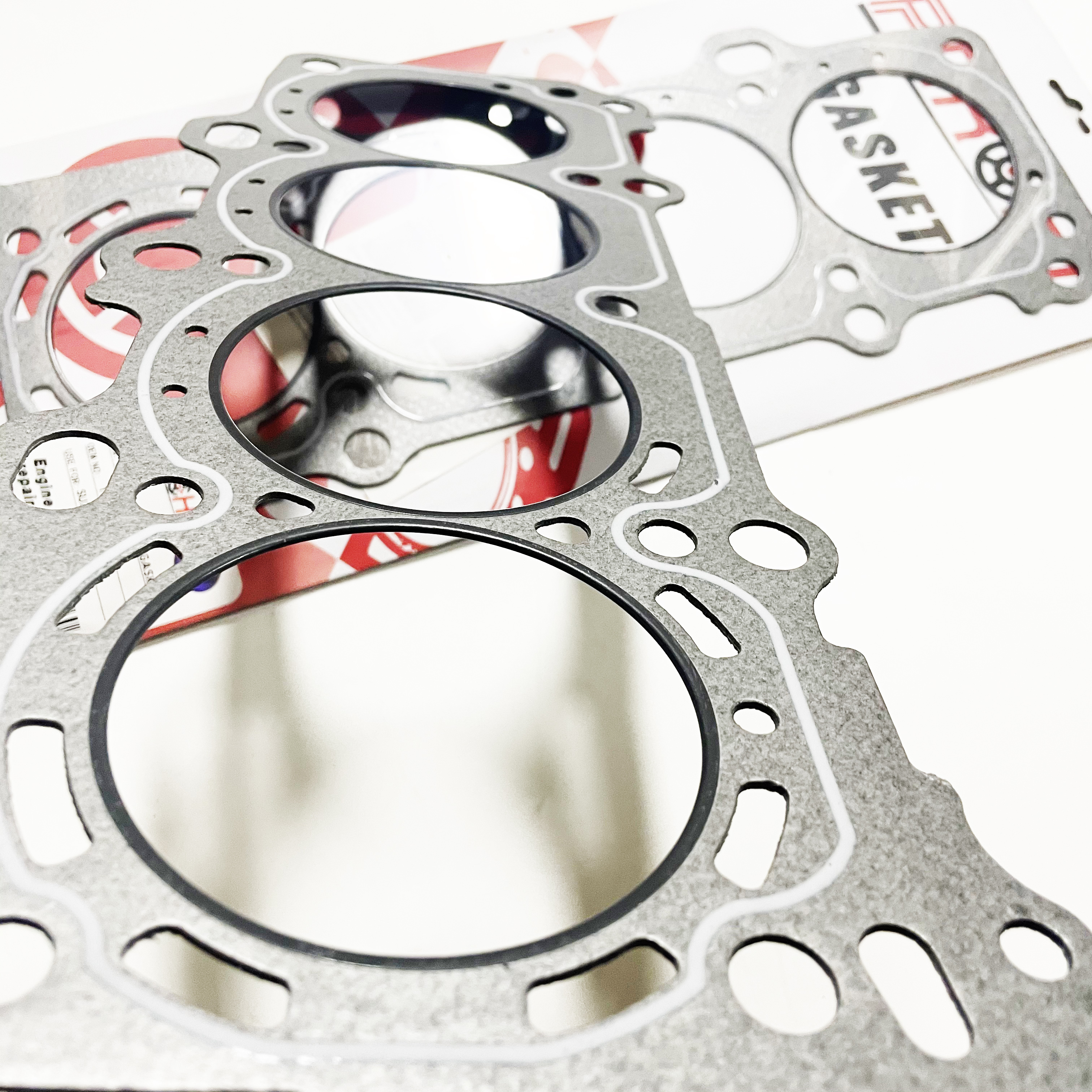 SUZUKI GRAND VITARA II & KIZASHI 2.4 Engines - Cylinder Head