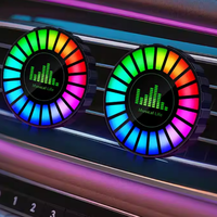 Diffuseur d'arômes pour voiture avec commande vocale, recharge USB, lumière rythmique, lampe musicale RGB pour voiture