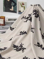 Nouveau style de tissu en velours non tissé enduit PA (rayonne/nylon) avec broderie en dentelle lourde soluble dans l'eau et perles, directement de l'usine