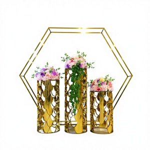 Supporto Moderno per Fiori da Matrimonio in Acciaio Inossidabile e Vetro, Decorativo per Centrotavola di Hotel - Product Image 1