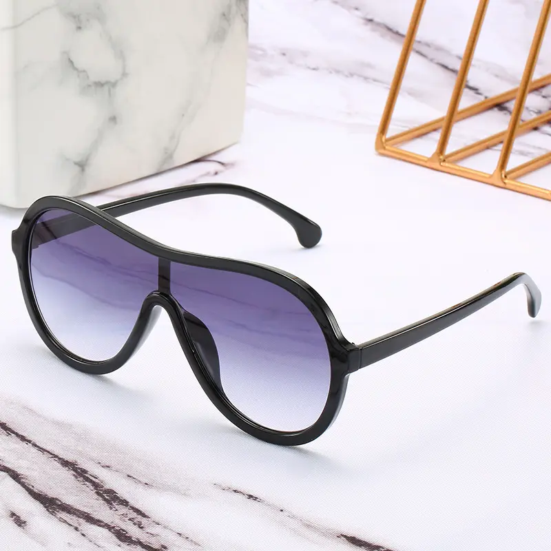 Kadınlar için Vintage boy kare güneş gözlüğü lüks marka tasarımcısı ünlü markalar büyük siyah Shades Gafas 2021 güneş gözlüğü 2024