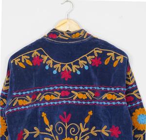 Chaqueta de Terciopelo Premium para Mujer, Estilo Suzani, Bordada a Mano con Diseño Floral Étnico, Ropa Exterior Boho de Moda, Fabricante Mayorista - Product Image 5