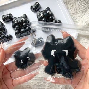Jouet à presser en forme de petit chat noir mignon en TPR avec pendentif, anti-stress, décompression, jouet sensoriel pour soulager l'anxiété - Product Image 2