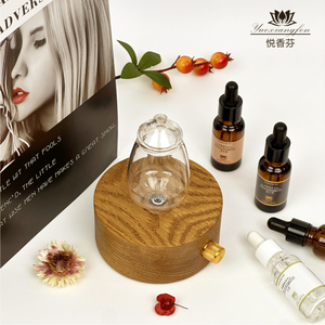 Atomizador difusor de fragancia para el hogar de madera de roble rojo con botella de vidrio - Product Image 4