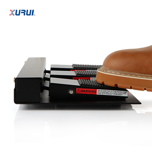 Interruptor de Pedal Triple XURUI XF1T 10A 250V, Diseño 3pdt, Protección IP54, Certificado TUV/CE - Product Image 2