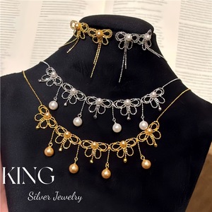 Conjunto de collar y aretes de plata de ley S925 chapados en oro con encaje, perlas y mariposas para mujer, joyería de boda. - Product Image 1