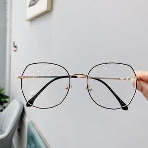 Montures de lunettes métalliques irrégulières O6-8949, monture intégrale, anti-UV et anti-lumière bleue, tendance mode féminine. - Product Image 3