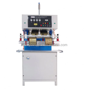 Équipement de pressage à chaud haute fréquence, machine à souder les tentes extérieures en PVC, tapis de sol pour voiture, machine de thermosoudage haute fréquence - Product Image 2
