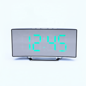 Reloj de Espejo LED Digital con Alarma, Temperatura, Función de Repetición, Diseño Moderno Rectangular de Plástico para Escritorio o Mesa - Product Image 1