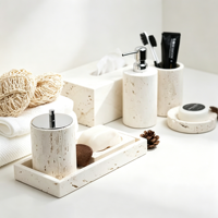 Ensemble de salle de bain moderne écologique en travertin beige, ensemble d'accessoires de salle de bain 4 pièces avec plateau et porte-serviettes pour la décoration de la maison