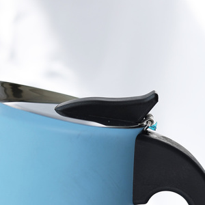 Mini cafetera italiana cubana <span class=keywords><strong>Moka</strong></span> con tapa Espresso Geyser Maker para estufa de inducción Metal Manual Geyser Coffee Maker - Product Image 5