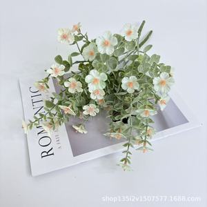 Qiye <b>Artificial</b> <b>Flowers</b> Silk Eucalyptus Daisy Bouquet 20 Heads Pastoral Style For Home Decor Wedding Props - Product Image 3
