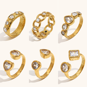 Bague empilable tendance en acier inoxydable plaqué or 18 carats avec zircon, bague ouverte pour femme, ensemble de bijoux tendance, collection Lundi Dimanche - Product Image 1