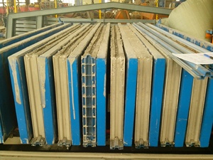 Machine semi-automatique de fabrication de panneaux muraux en béton Machine automatique de fabrication de panneaux muraux préfabriqués - Product Image 5