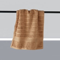 Serviette de bain de luxe unie blanche, ensemble de drap de bain doux et confortable, 100% coton à longue pince pour hôtel 5 étoiles, du fournisseur chinois
