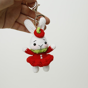 Pendentif lapin <span class=keywords><strong>en</strong></span> laine crochetée, motif dessin animé, fruit fait main par Weaver Girl, tissé avec raffinement par Mère. - Product Image 4