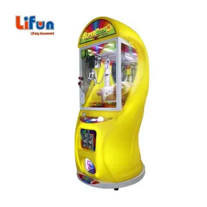 Máquina Expendedora de caramelos que funciona con monedas para niños, juego de garra apilada con premio, Super Box, Mini máquina expendedora de garra a la venta