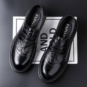 Zapatos de cuero de negocios de nuevo estilo - Cuero genuino liso inglés, transpirable con perforaciones, zapatos formales - Product Image 2