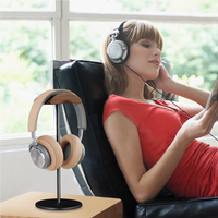 Support de casque en aluminium en bois de noyer Crochet de bureau pour casque universel en noyer naturel avec base en métal massif pour tous les écouteurs