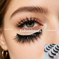 Faux cils aspect duveteux, doux et confortables, adaptés aux écoles de beauté et aux salons de coiffure.