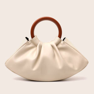 Sacs à main vintage en bois doré avec anneau élévateur et poignée plissée imprimé alligator Sac à bandoulière nuage pour femme - Product Image 2