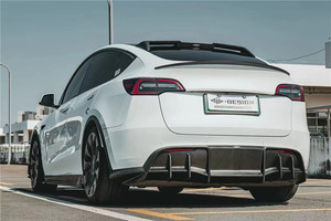 ชุดแต่ง Tesla Model Y สไตล์ Miw คาร์บอนไฟเบอร์ ประกอบด้วยลิ้นหน้า สเกิร์ตข้าง ดิฟฟิวเซอร์ และสปอยเลอร์ - Product Image 6