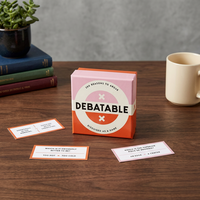 Jeu de cartes personnalisé pour couples avec logo sur mesure et boîte magnétique pour des soirées romantiques amusantes