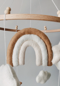 Mobile per Culla Boho Arcobaleno, Decorazione Neutra per Cameretta, Mobile Sospeso con Nuvole e Stelle - Product Image 3