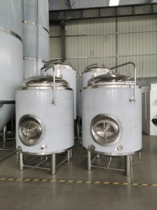 Planta de Microcervecería CG-500L con Fermentación de <span class=keywords><strong>Malta</strong></span> de Cebada <span class=keywords><strong>para</strong></span> la Elaboración de <span class=keywords><strong>Cerveza</strong></span> <span class=keywords><strong>Artesanal</strong></span> - Product Image 3