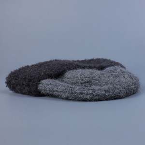 Nouveau bonnet tricoté doux 2025 pour hommes et femmes, protection des oreilles, chaud, tendance, avec coutures colorées - Product Image 3